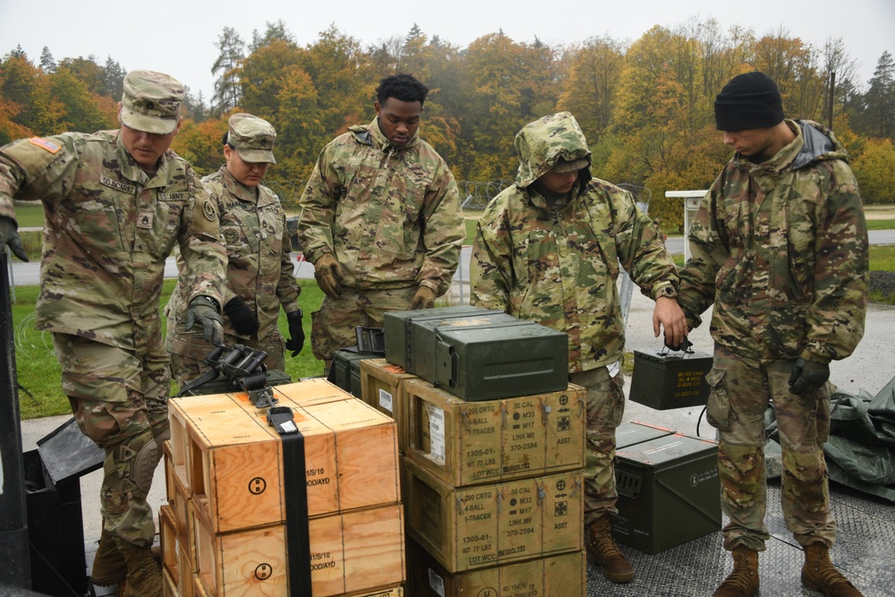 1/2 CR conduct Squad Live Fire