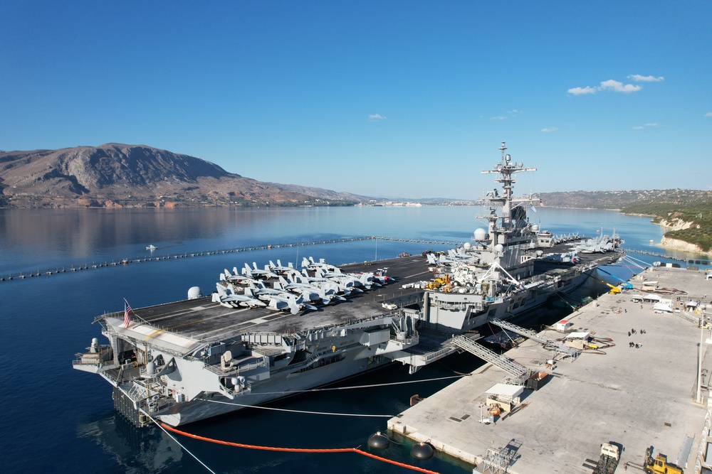 NSA Souda Bay welcomes USS George H. W. Bush (CVN 77)