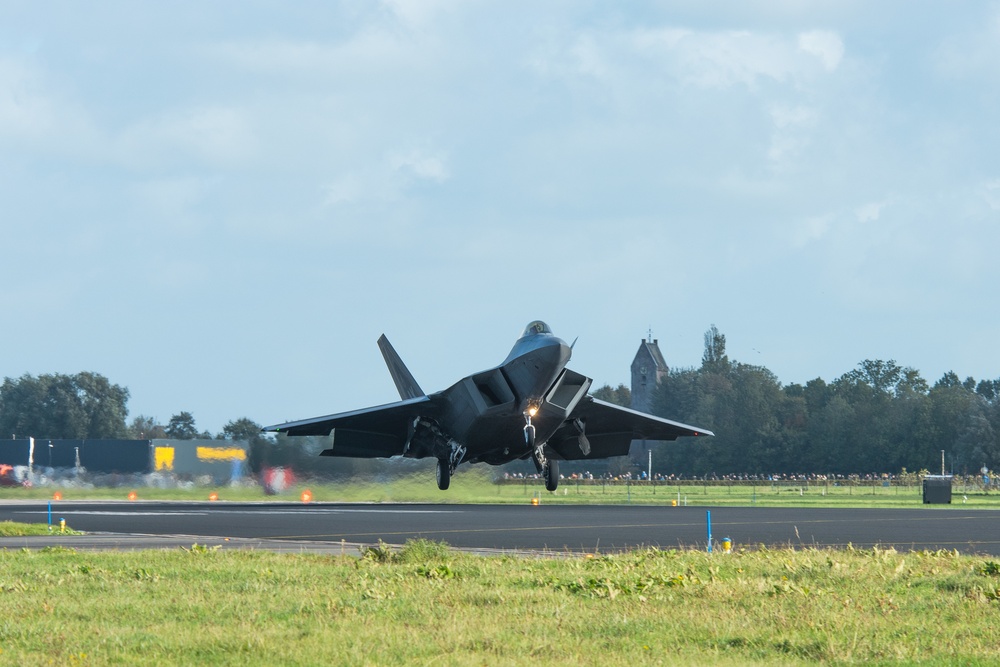 90th EFS arrive in the Netherlands