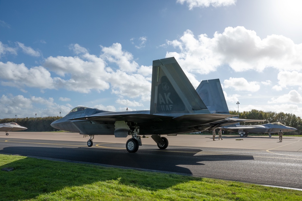 90th EFS arrive in the Netherlands