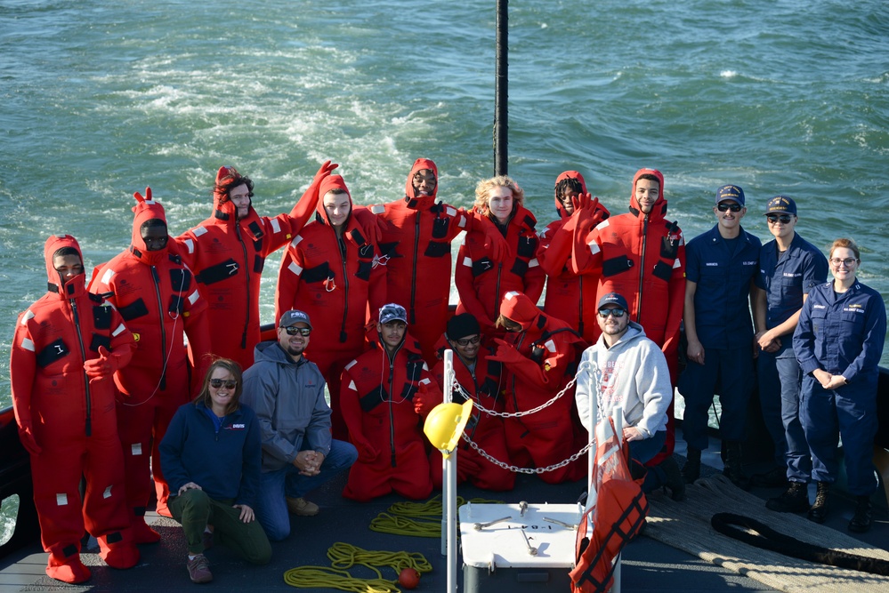 Underway with the Neah Bay