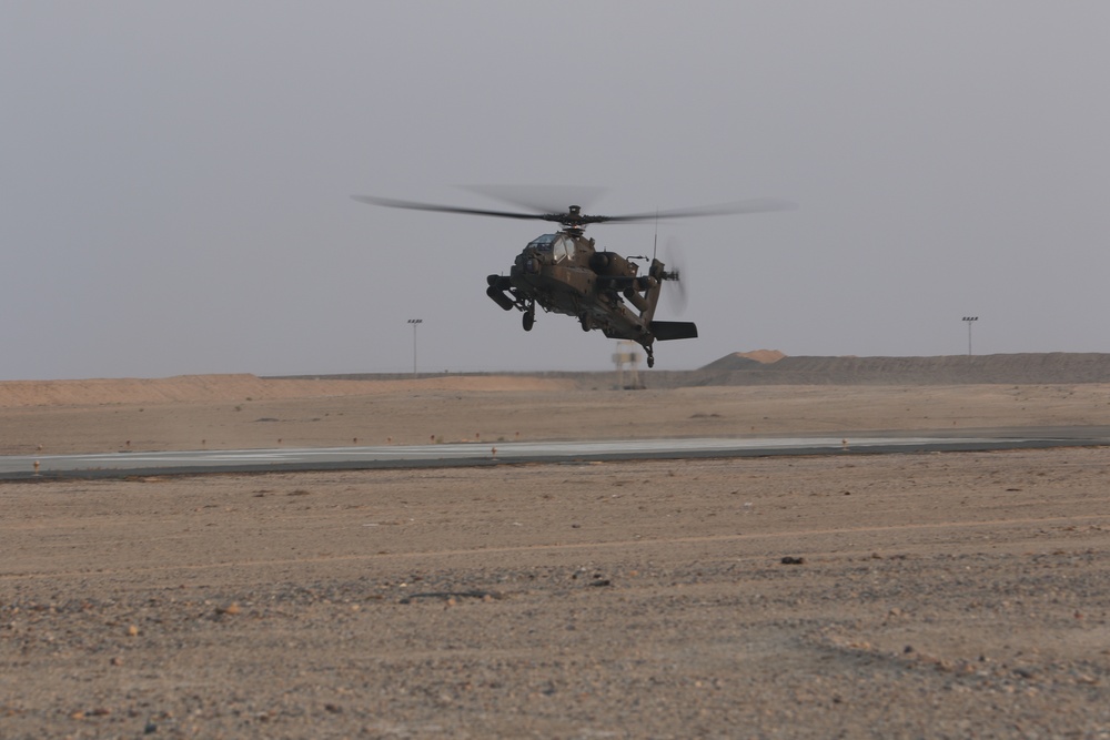 U.S. Army and the Italian Air Force simulate the recovery of isolated personnel within the battle space