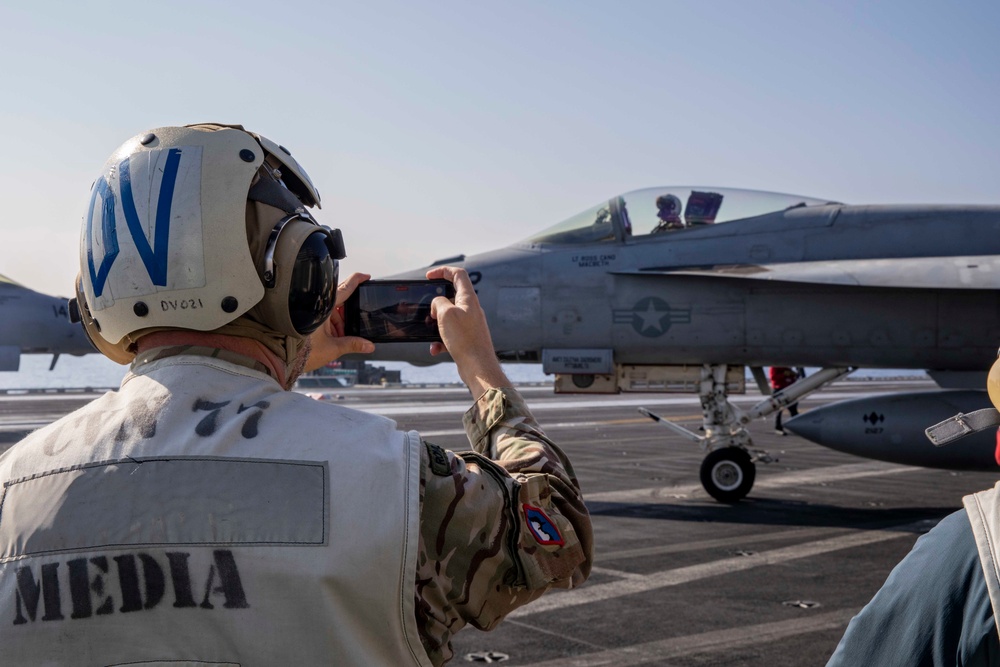 USS George H.W. Bush Distinguished Visitors