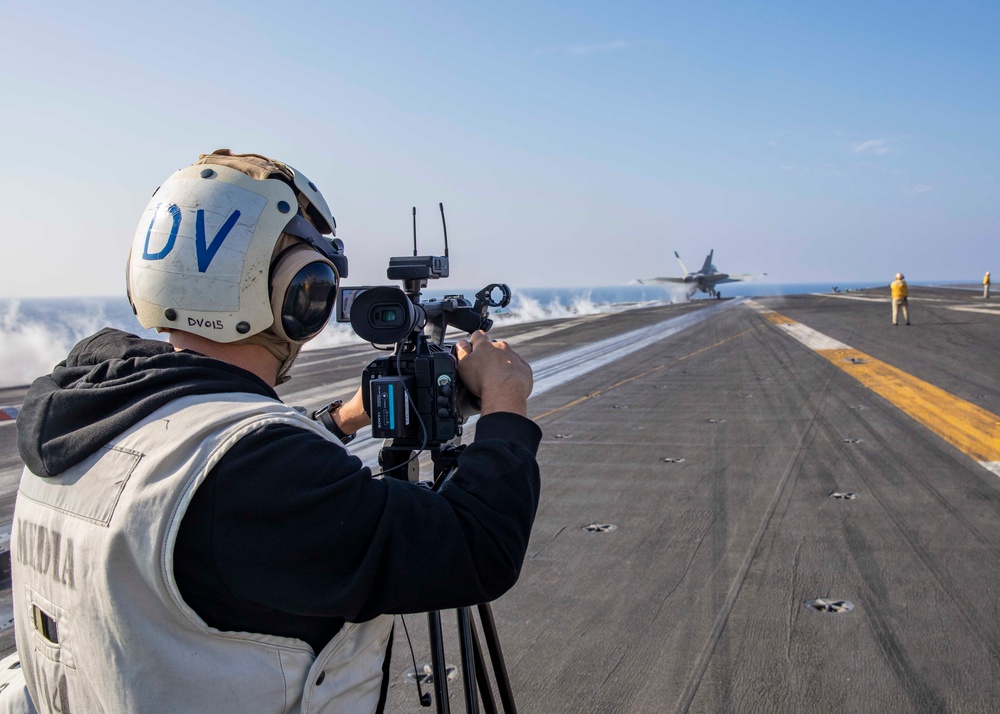 USS George H.W. Bush Distinguished Visitors