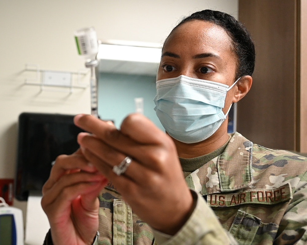 Flu shots available for active duty, first responders, high-risk personnel