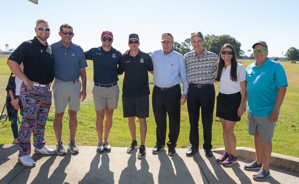 Bay Breeze Golf Course cuts ribbon on new greens