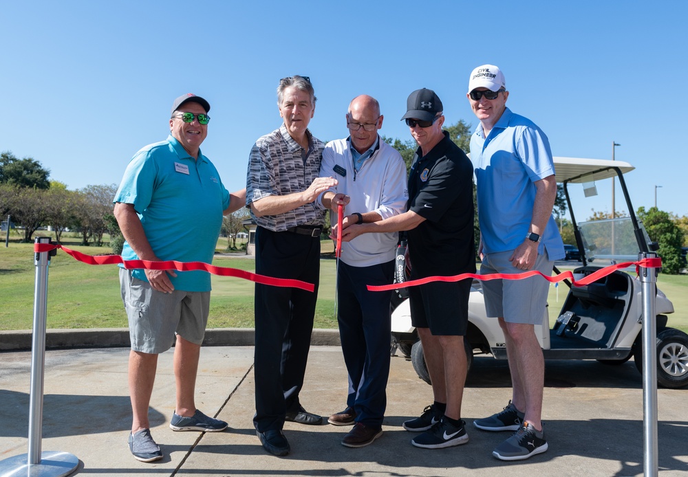 Bay Breeze Golf Course cuts ribbon on new greens