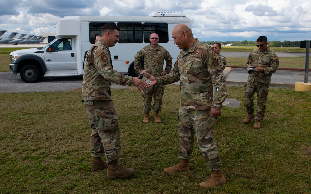 DVIDS - Images - DLA Energy commander visits JB Charleston [Image 11 of 13]