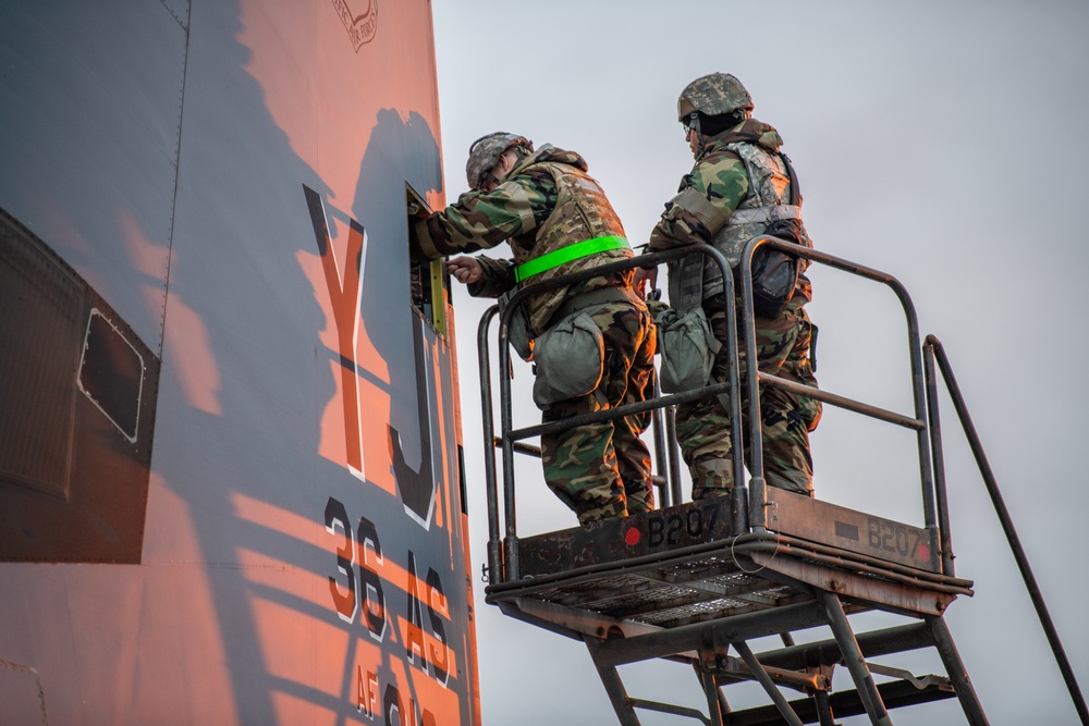 Yokota Airmen maintain fleet readiness during SRI