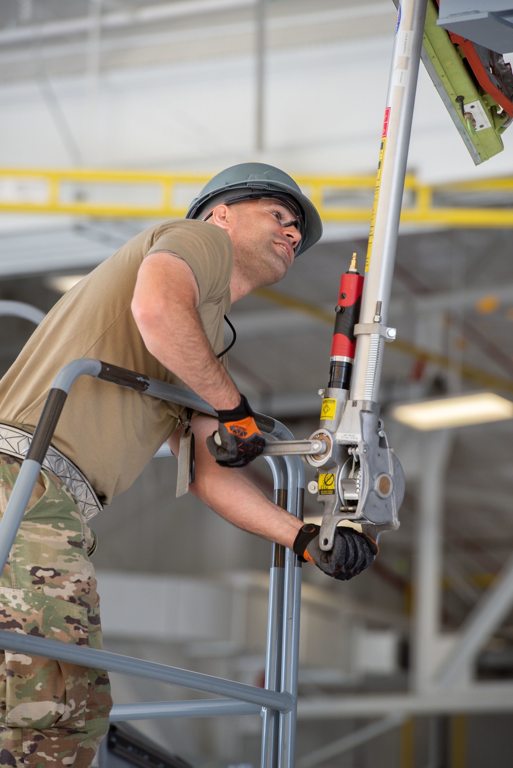 Pease Airmen Complete First APU Install in KC-46