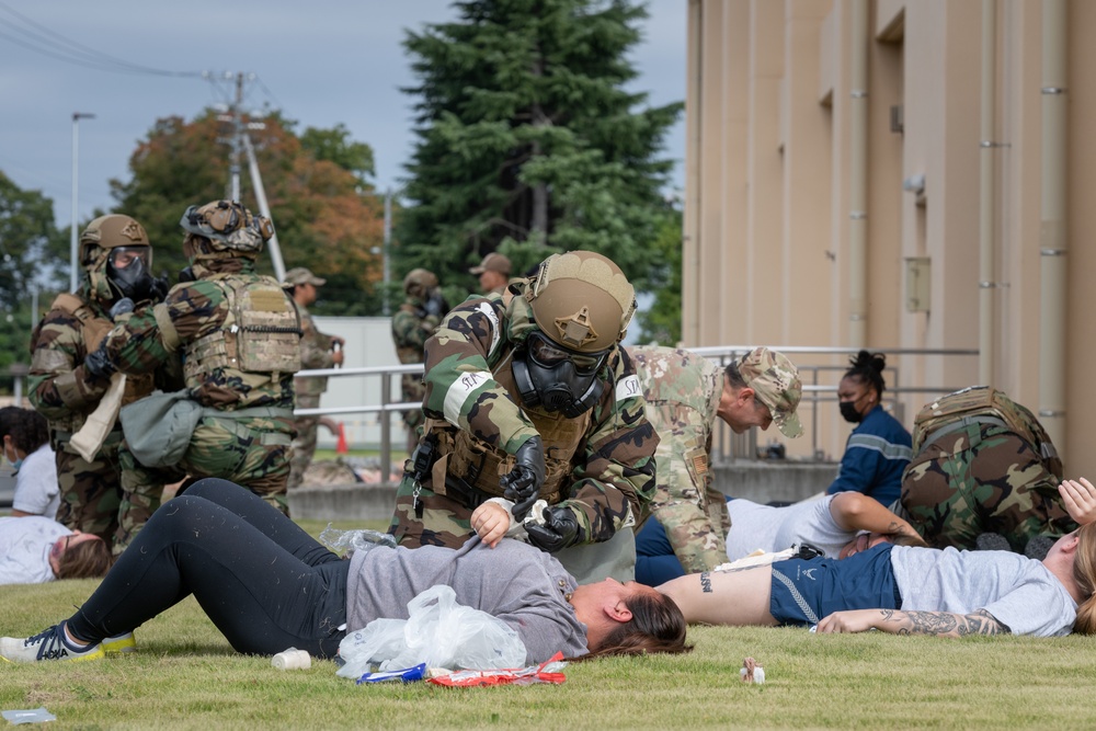 Yokota Airmen simulate mass casualty response