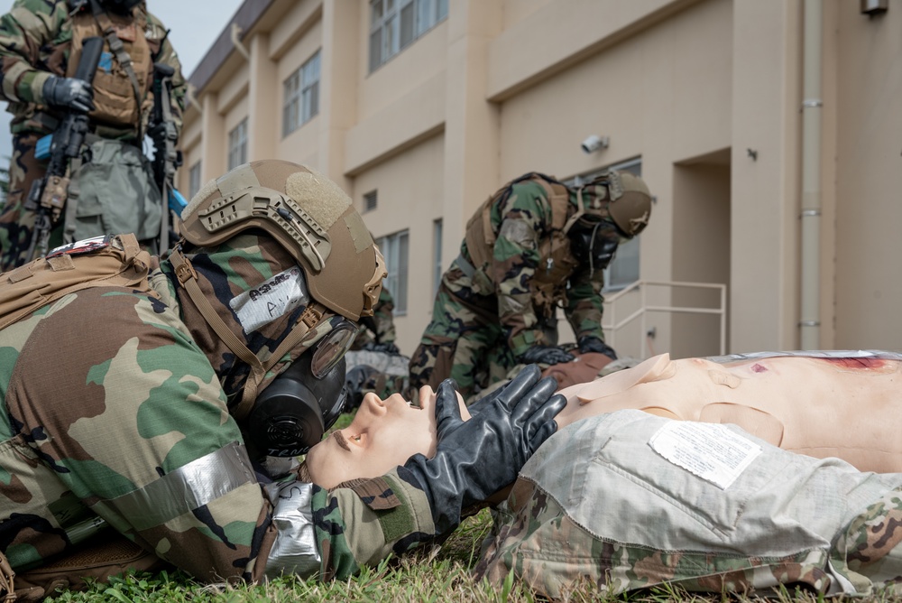 Yokota Airmen simulate mass casualty response