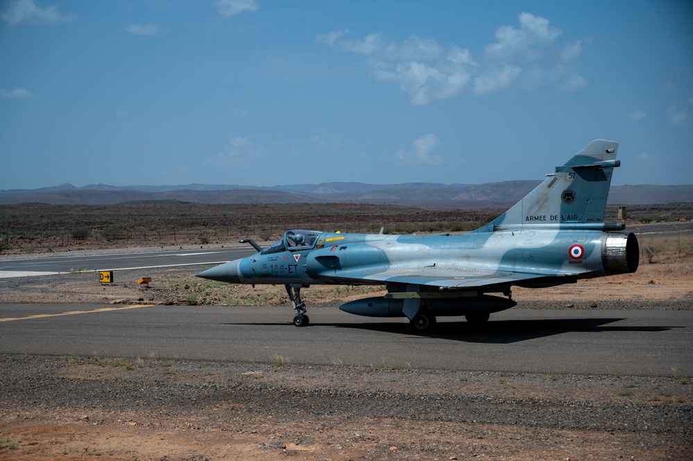 U.S., French emergency landing exercise