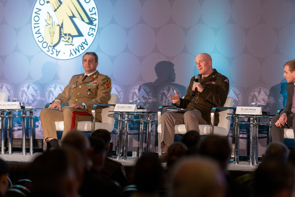 USAREUR-AF leaders brief capabilities at AUSA events