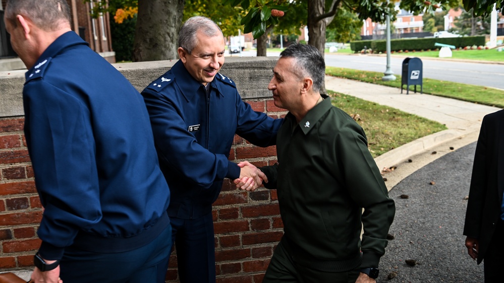 Brazilian Chairman of the Joint Chiefs of Staff Visits the IADC