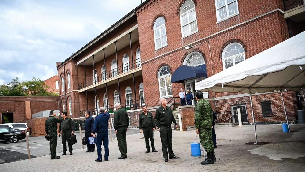 Brazilian Chairman of the Joint Chiefs of Staff Visits the IADC