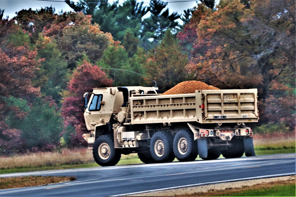 Engineers with Wisconsin National Guard’s 173rd Engineer Company work on McCoy troop project