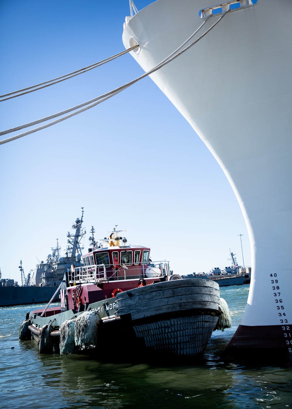 USNS Comfort Departure