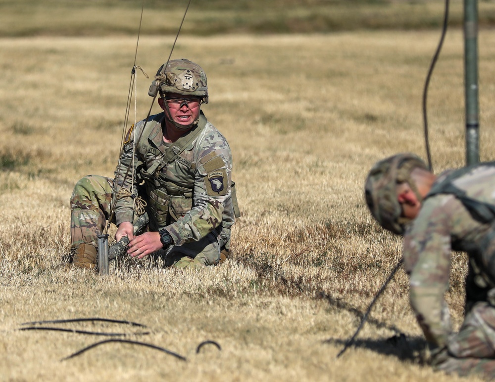 Table V for Division Artillery's Best of the Best