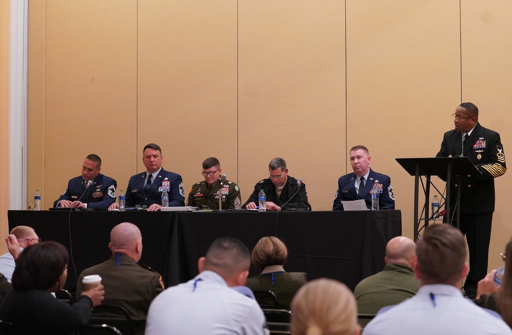 Fleet Master Chief Donald Myrick moderates a panel of senior enlisted leaders at the 2022 National Defense Transportation Association – U.S. Transportation Command (USTRANSCOM) Fall Meeting