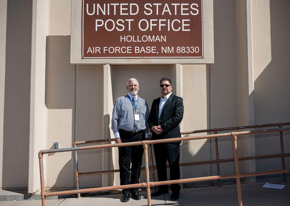 New Holloman postmaster sworn in