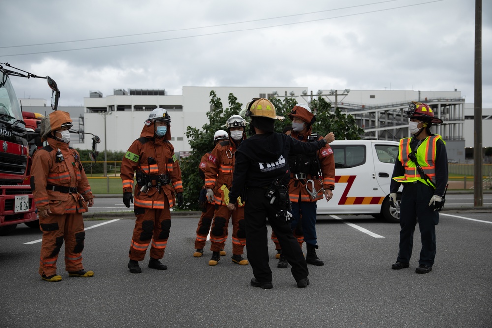 Urasoe Fire Department Rescue Team and MCIPAC Fire and Emergency Services conduct bilateral training