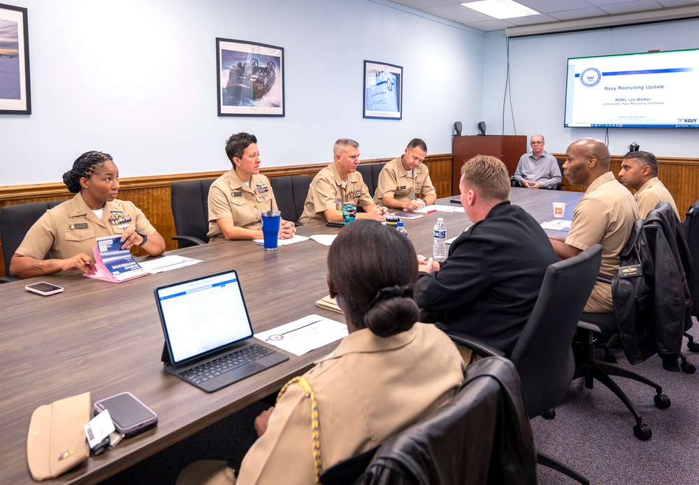 RDML Walker, CNRC, visits NTAG Philadelphia