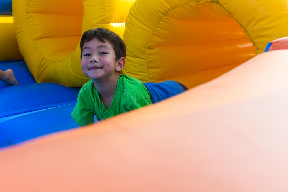 Humphreys,Pyeongtaek: two communities share one heart beat
