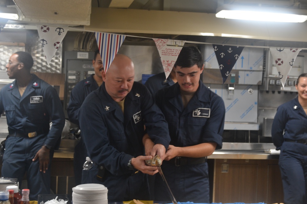 CAKE CUTTING