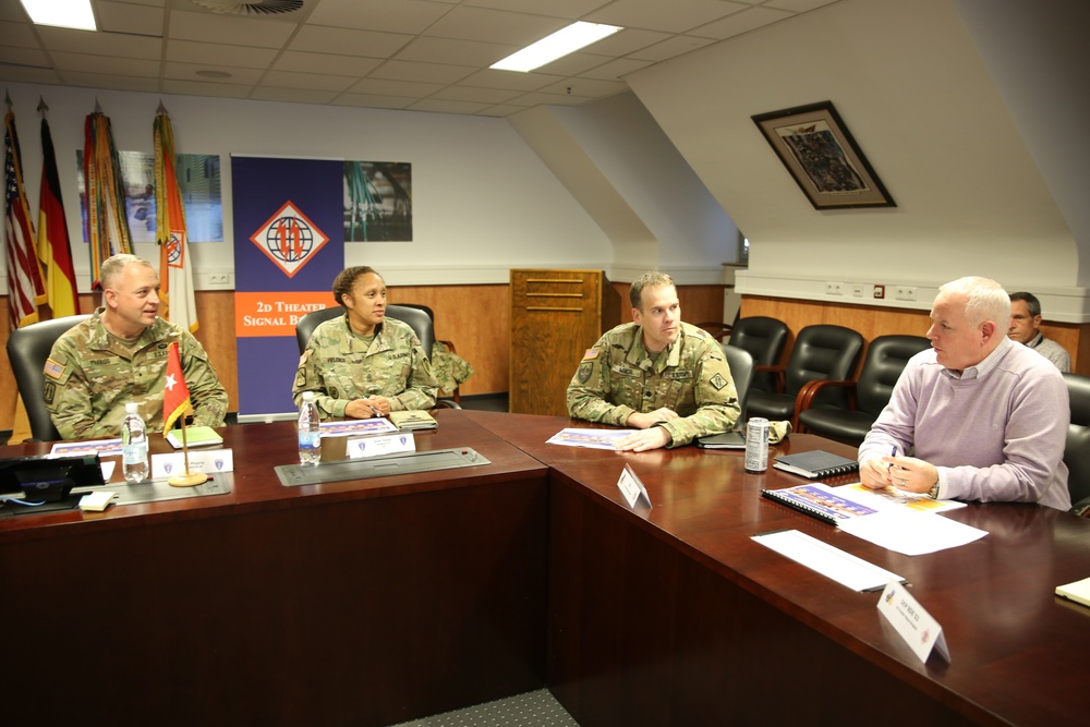 USAREUR-AF G6 visits 2d TSB