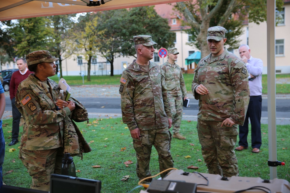 USAREUR-AF G6 visits 2d TSB