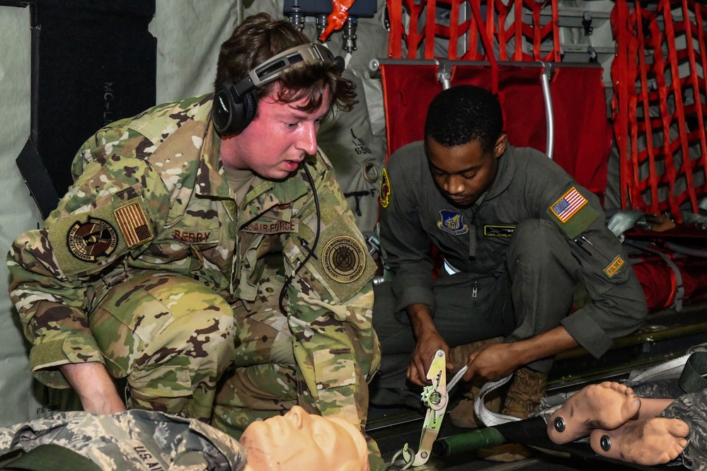 374th MDG conduct aeromedical evacuation ops during SRI