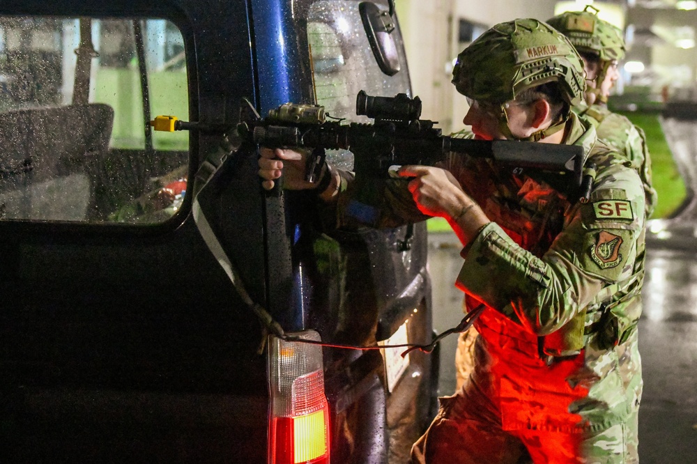 374th SFS respond to simulated opposing forces during SRI