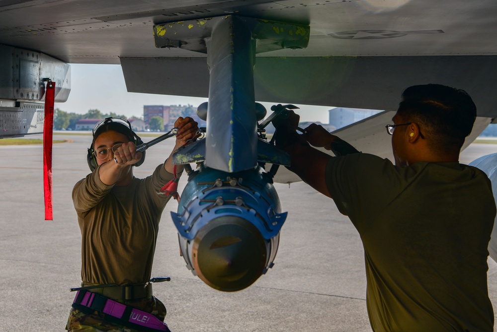 31st FW Airmen participate in 3rd quarter RAGE event