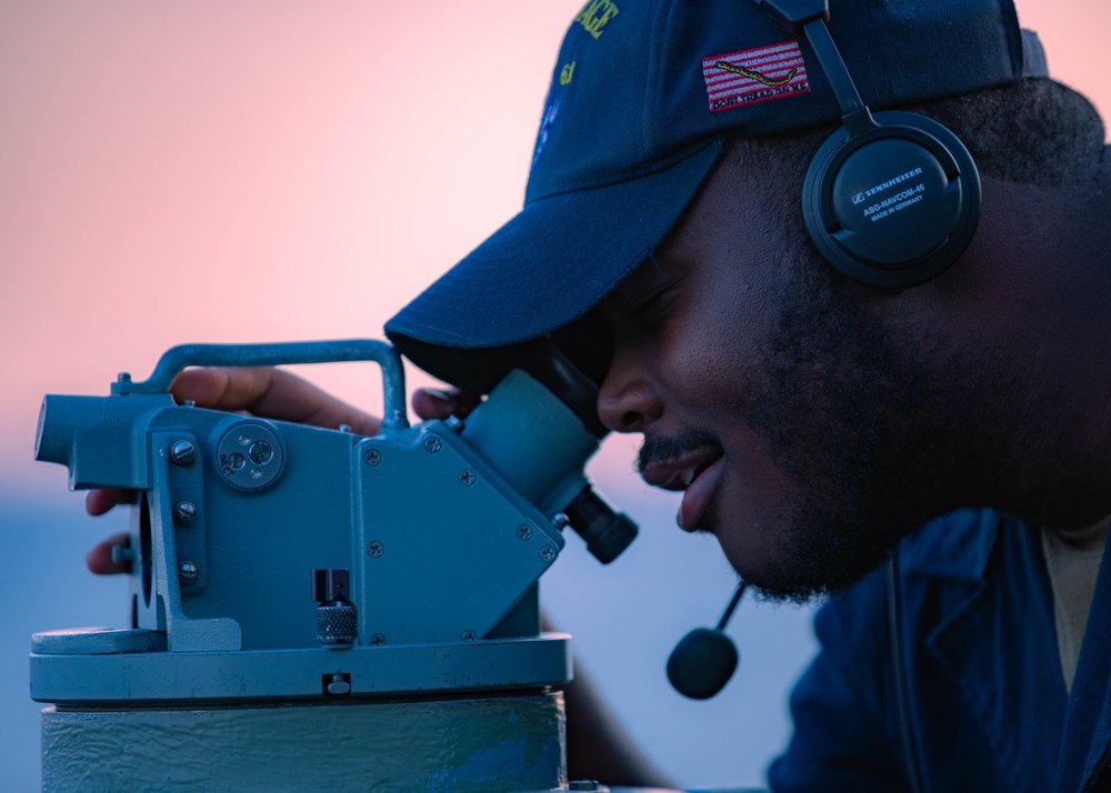 USS Ramage Arrives at Naval Station Mayport