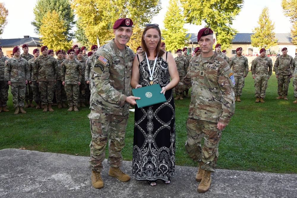 1st Battalion, 503rd Parachute Infantry Regiment, 173rd Airborne Brigade Award Ceremony