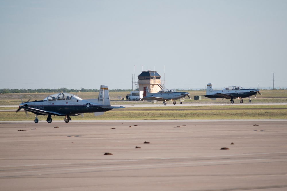 Laughlin AFB flight line photos 05 Oct. 2022