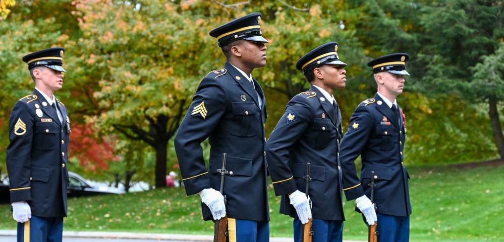 NY Army Guard Honor Guard honors Revolutionary War Soldier