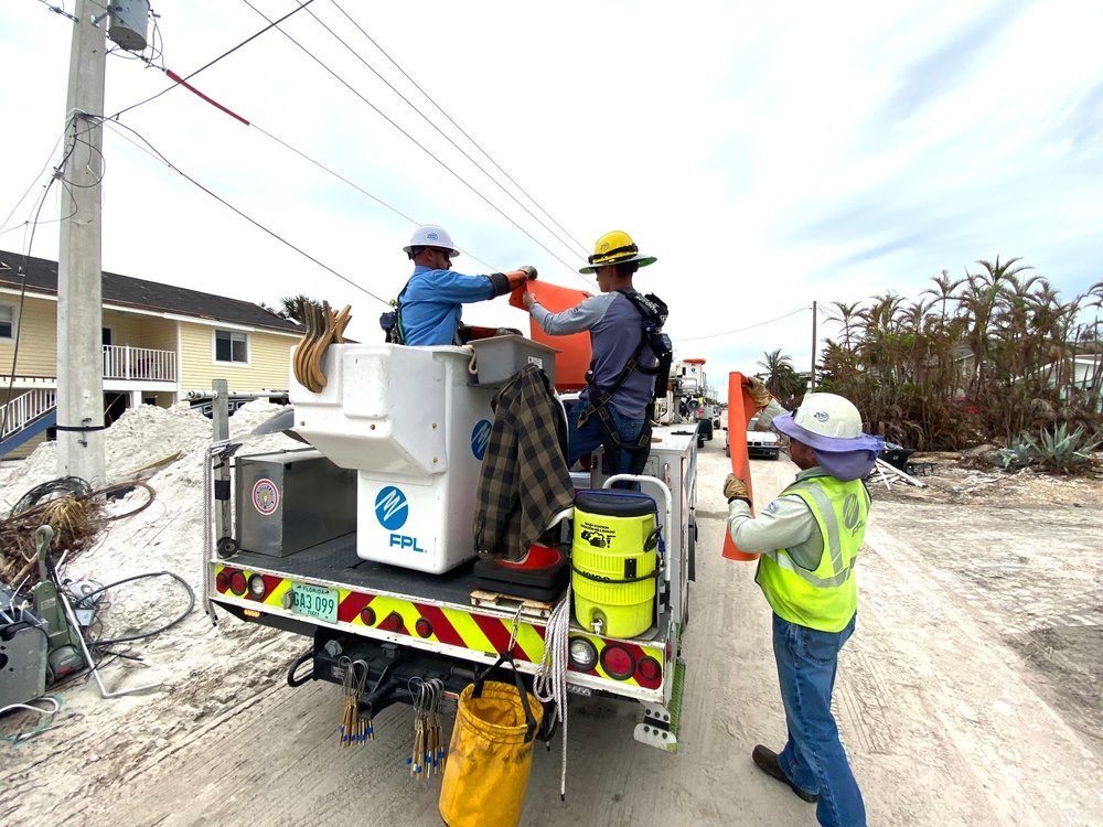 Florida Power and Light Work to Restore Power in Fort Myers Beach