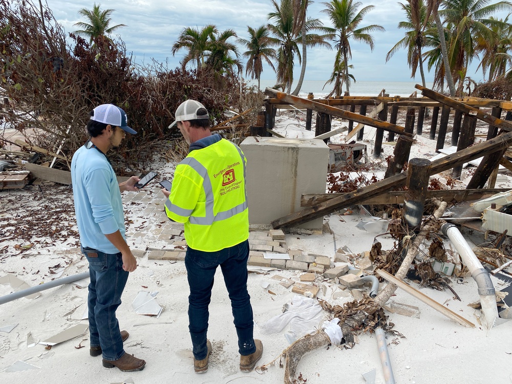 US Army Corps of Engineers Work With Lee Country Officials To Assess Buildings on Fort Myers Beach