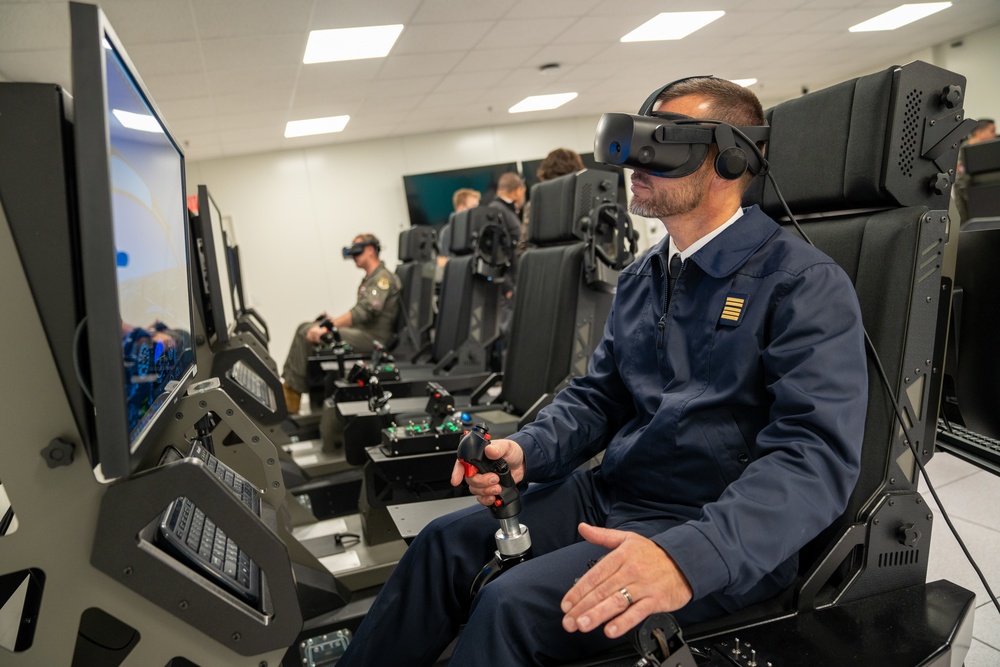 AETC, French Air and Space Forces initiate pilot training information exchange