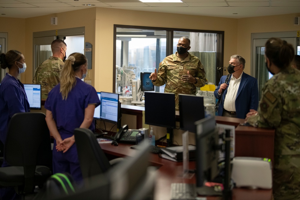 Office of the AF Surgeon General and DHA leadership visits DGMC