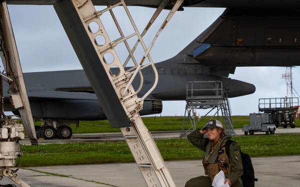 28th Bomb Wing B-1B Lancers arrive at Andersen Air Force Base