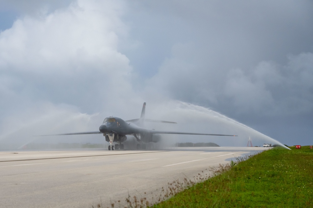 DVIDS - Images - 28th Bomb Wing B-1B Lancers Arrive At Andersen Air ...