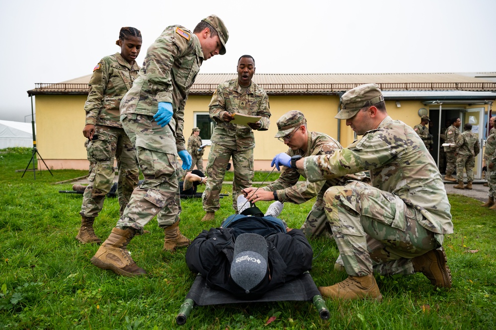 172nd Soldiers Give First Aid