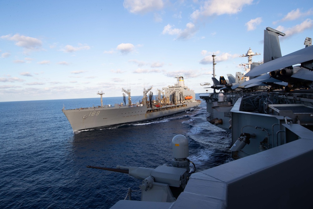 Ford replenishment at sea