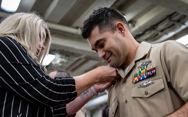 Newest chief petty officers don anchors
