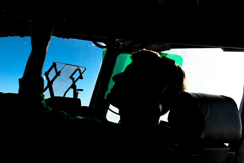Airmen, Marines hone rapid airlift capability