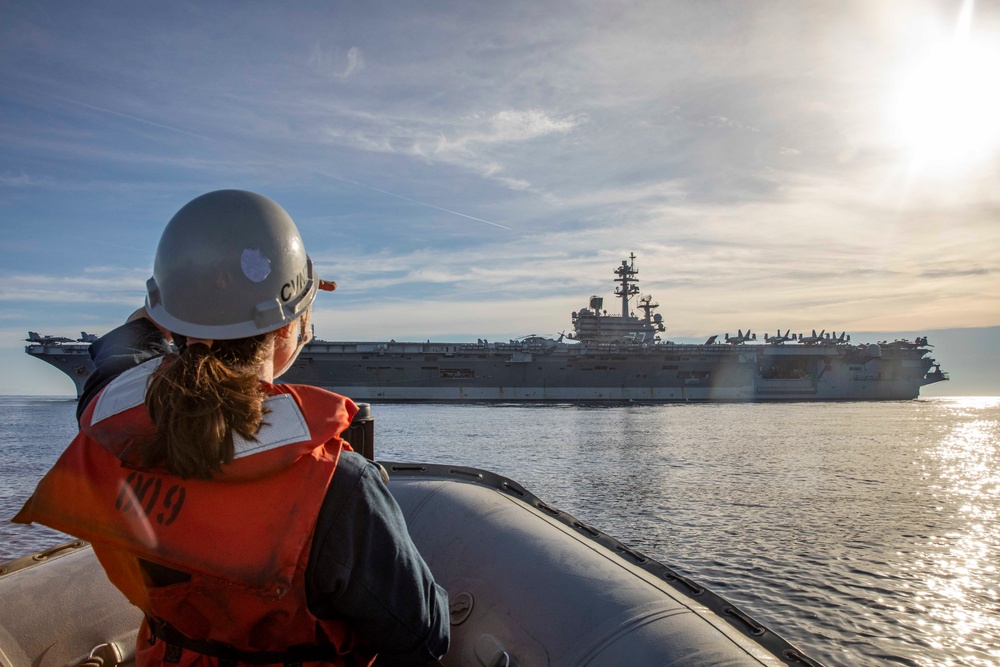 USS George H.W. Bush Small Boat Operations