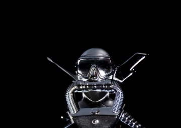 Air Force Combat Dive Supervisor and Diver pins unveiled at graduation